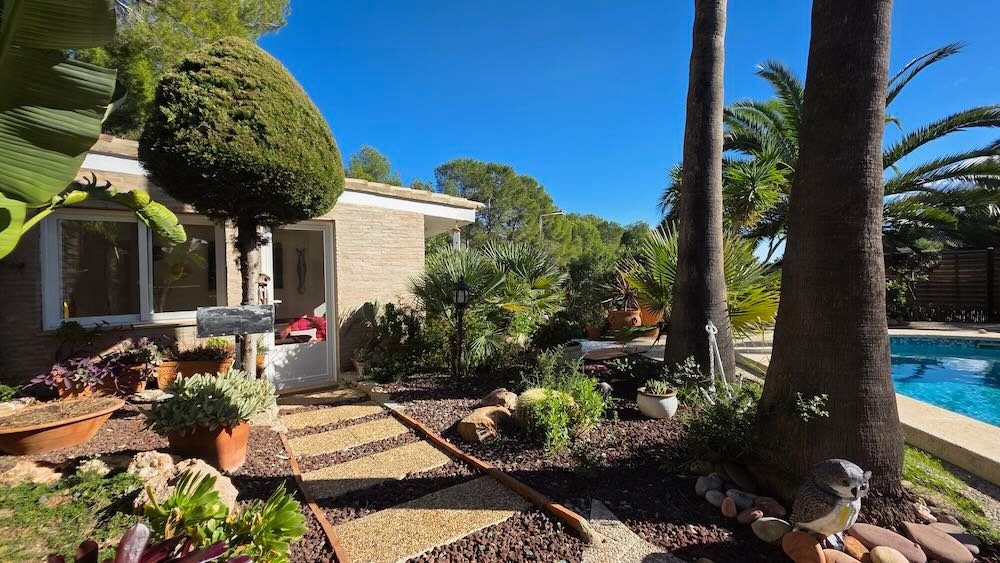 Property 2438 - Image 27